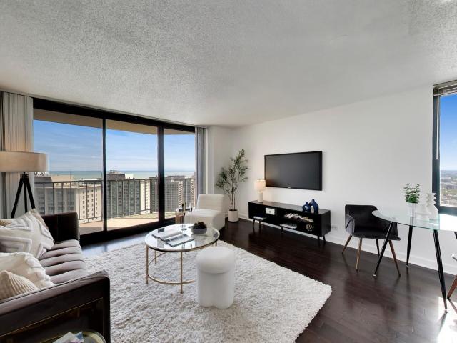 Condo for sale in Lake View Township, Chicago