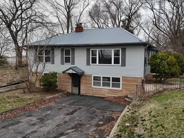 House for sale in Macy, Indiana