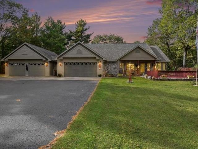 House for sale in Oscoda, Oscoda Township