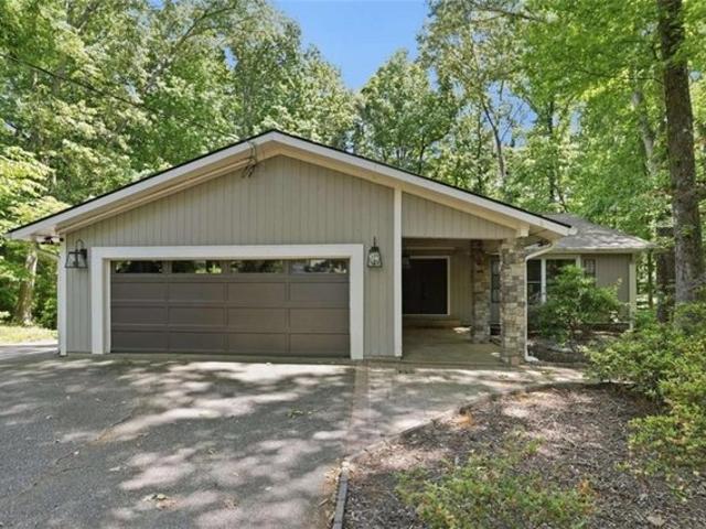 House for sale in Lilburn, Georgia