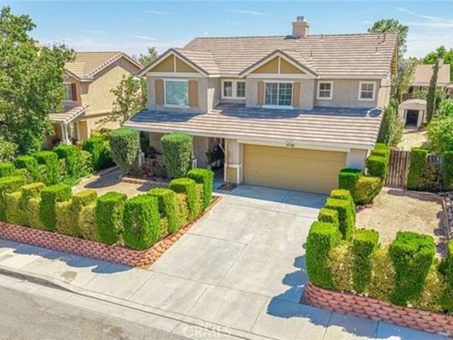 House for sale in Palmdale, California