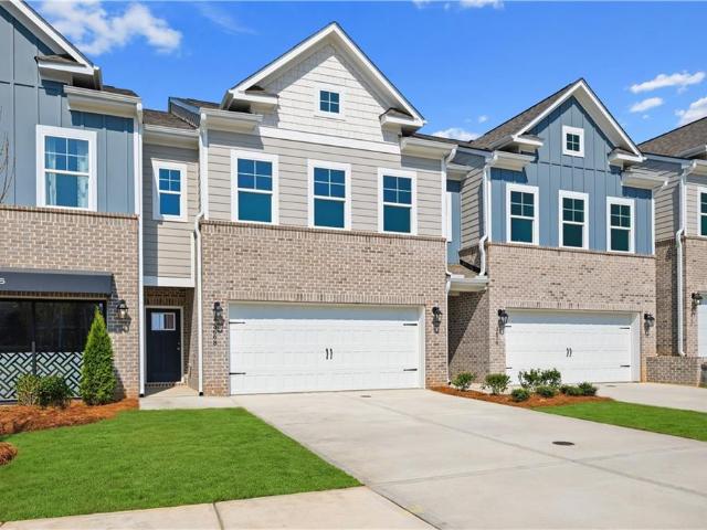 Townhouse for sale in Snellville, Georgia