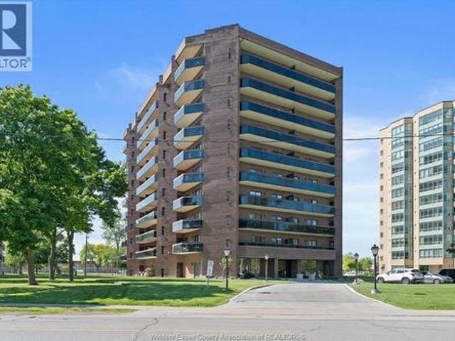 Condo for sale in Maidstone, Ontario