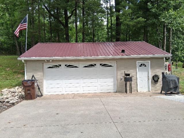 House for sale in Four Mile, Jackson