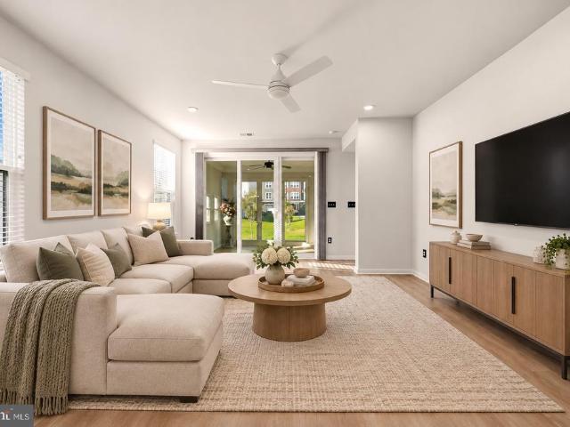 Townhouse for sale in Four Seasons, Dale City
