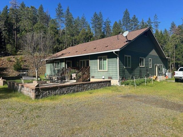 House for sale in Horse Creek, California
