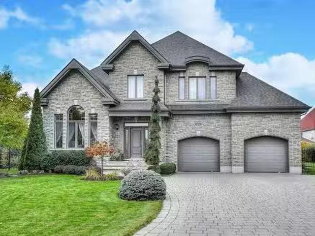 House for sale in Brossard, Quebec