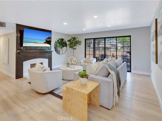 Condo for sale in Santa Ana, California
