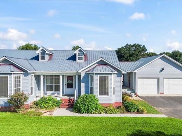 House for sale in Holly Pond, Alabama