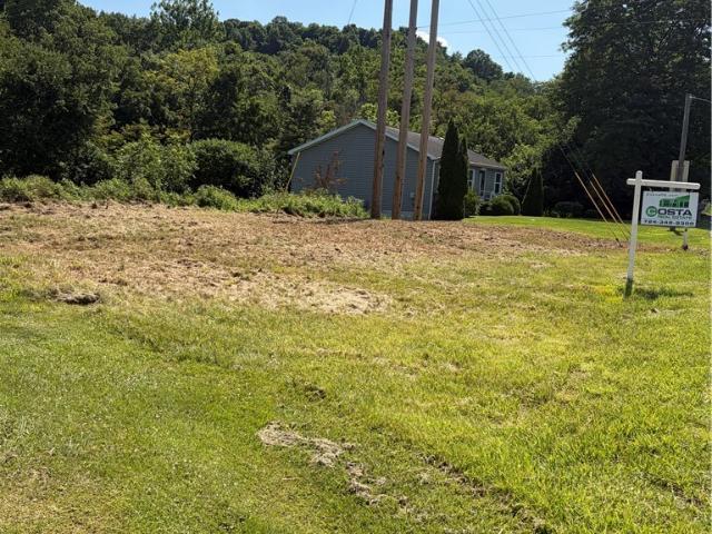 Farm for sale in Finleyville, Pennsylvania