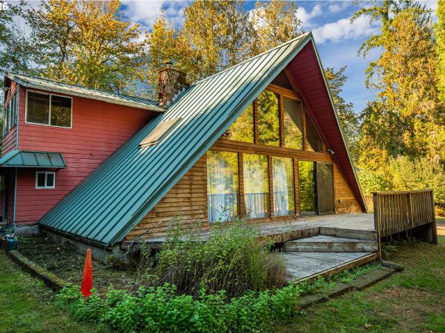 House for sale in Marcola, Lane County