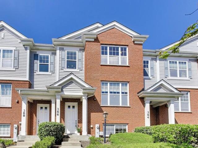 Townhouse for sale in Prospect Heights, Illinois
