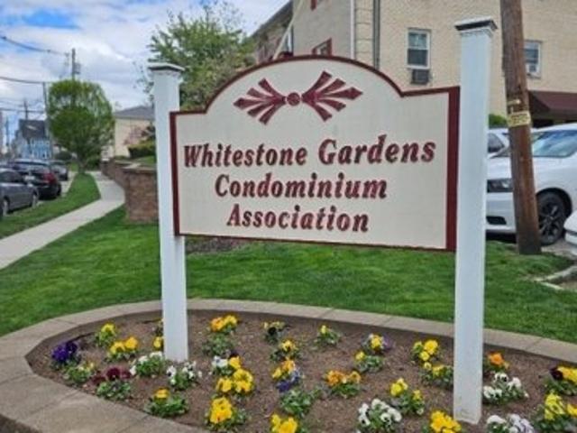 Condo for sale in Bloomfield, New Jersey