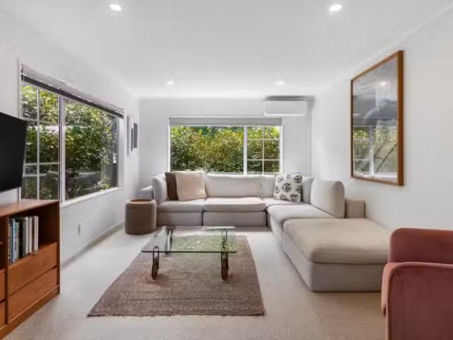 House for sale in Auckland, Oroua County