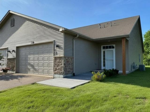 Townhouse for sale in Sycamore, Illinois