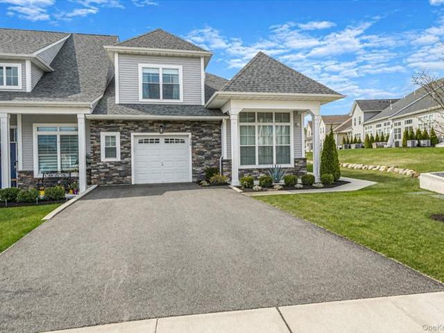 Condo for sale in Centereach, New York