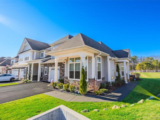 Condo for sale in Centereach, New York