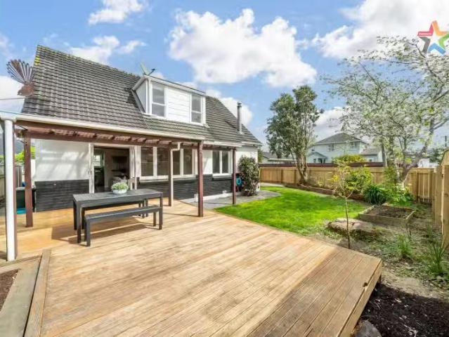 House for sale in Days Bay, Wellington