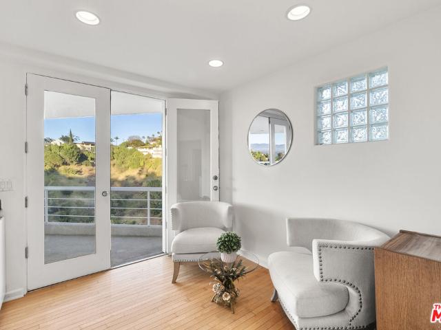 House for sale in Studio City Neighborhood Council District, Canoga Park