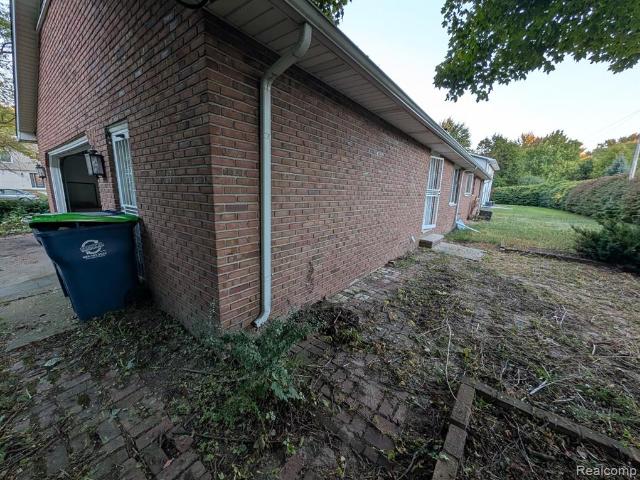 House for sale in Bridgeport, Bridgeport Charter Township
