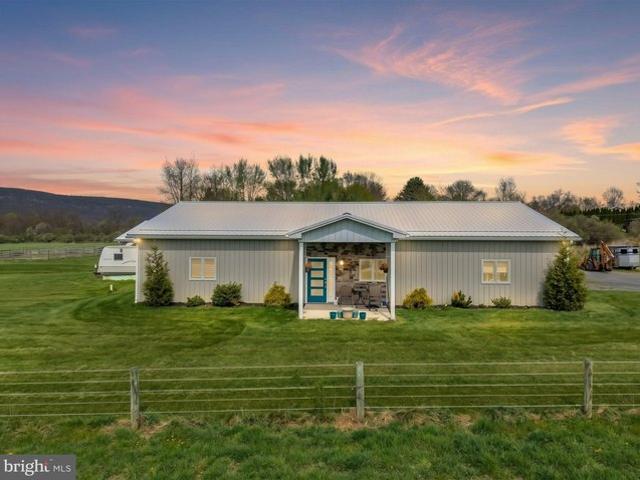 House for sale in Danielsville, Pennsylvania