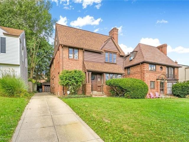 House for sale in Lomond, Shaker Heights