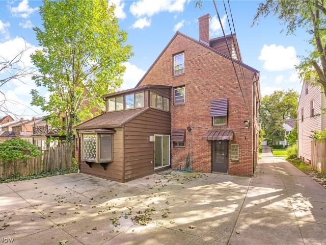 House for sale in Lomond, Shaker Heights