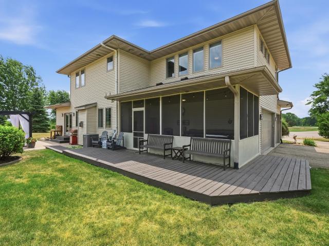 House for sale in Cottage Grove, Wisconsin