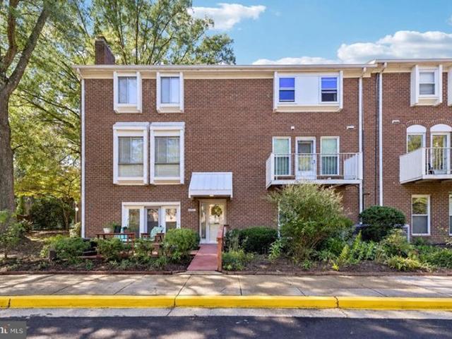 Condo for sale in Fairfax, Virginia