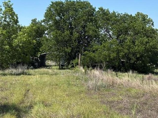 House for sale in Ellis, Texas