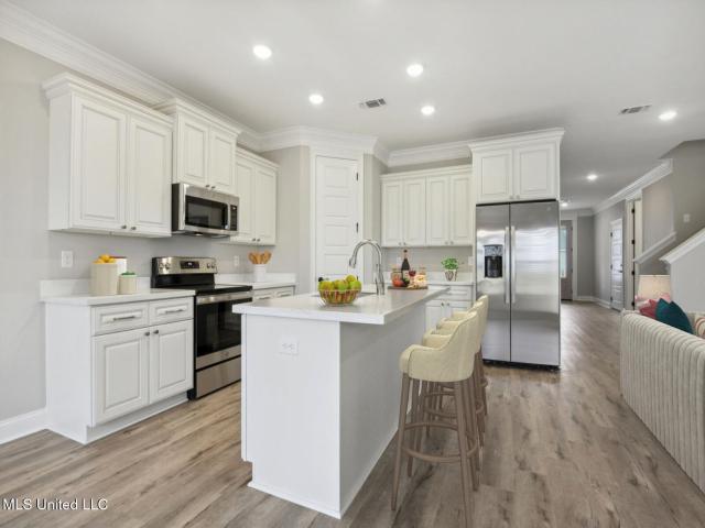 House for sale in Ocean Springs, Mississippi