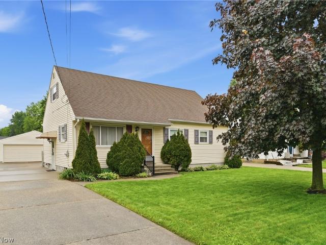 House for sale in Summit, Ohio