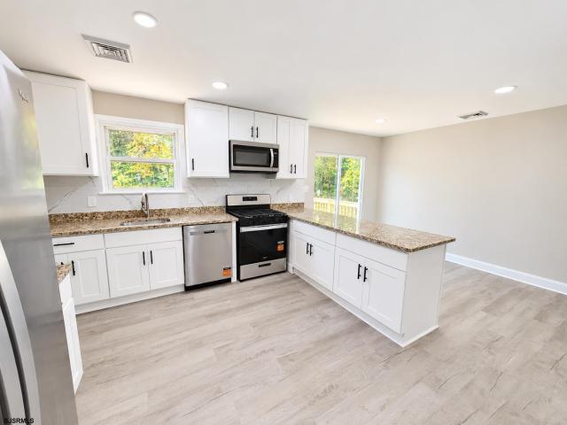 House for sale in Broad Lane, Monroe Township