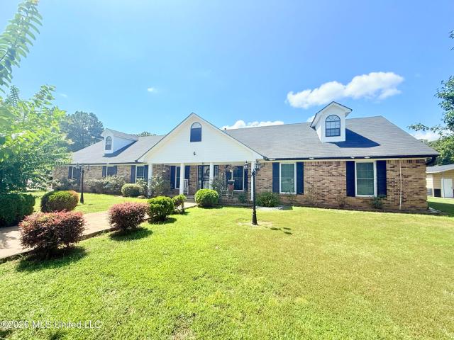 House for sale in Grenada, Mississippi