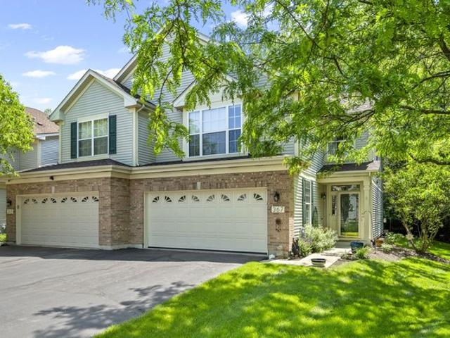 Townhouse for sale in Mchenry, Illinois