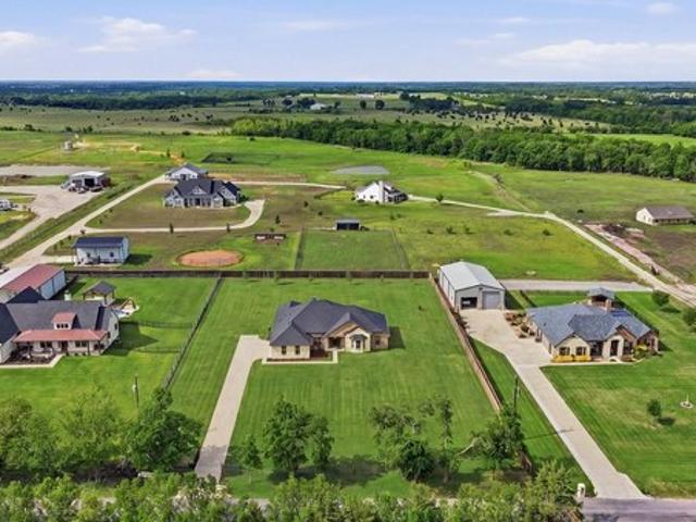 House for sale in Howe, Texas