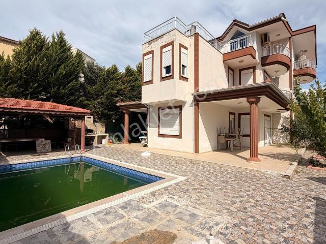 Kadriye Mahallesi, Serik içerisinde satılık Villa