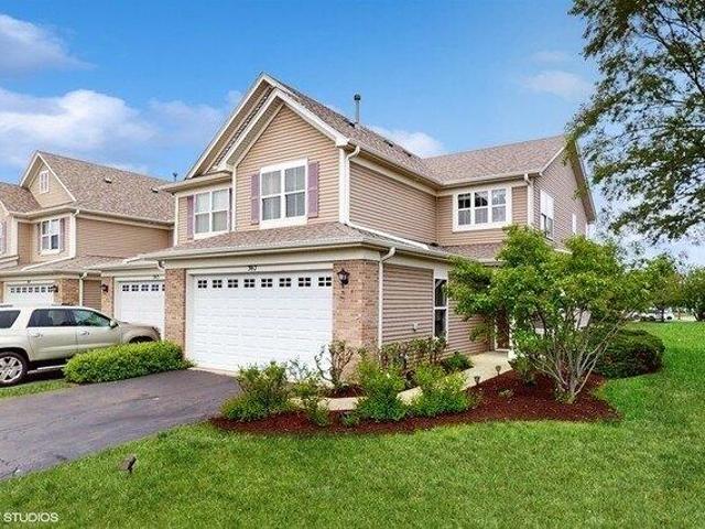 Townhouse for rent in Oswego