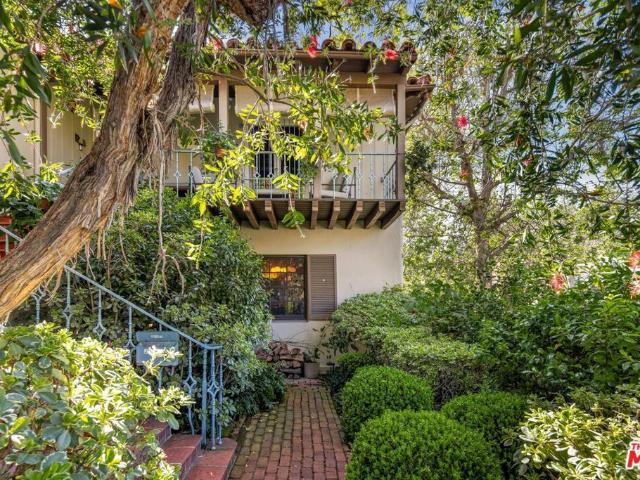 House for sale in Canoga Park, California