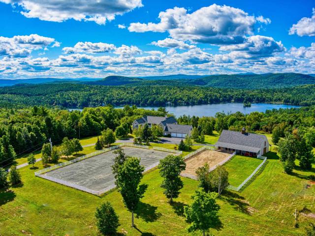 House for sale in Sunapee