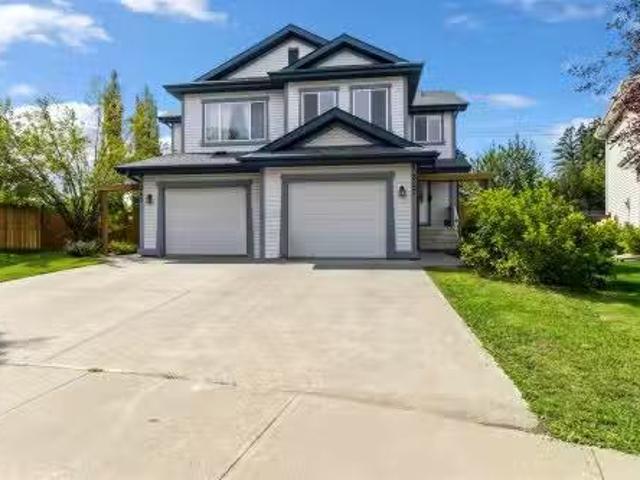 House for sale in Sherwood Park, Alberta
