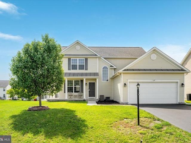 House for sale in Bunker Hill, West Virginia