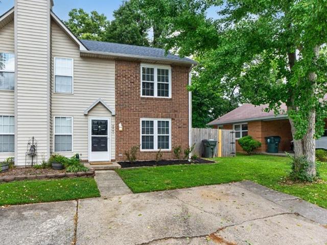 Townhouse for sale in Lexington, Kentucky