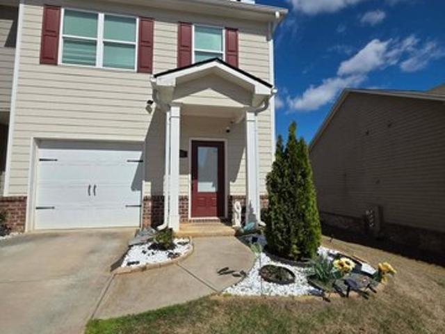 Townhouse for sale in Oakwood, Georgia
