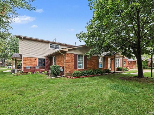Condo for sale in Richmond, Michigan