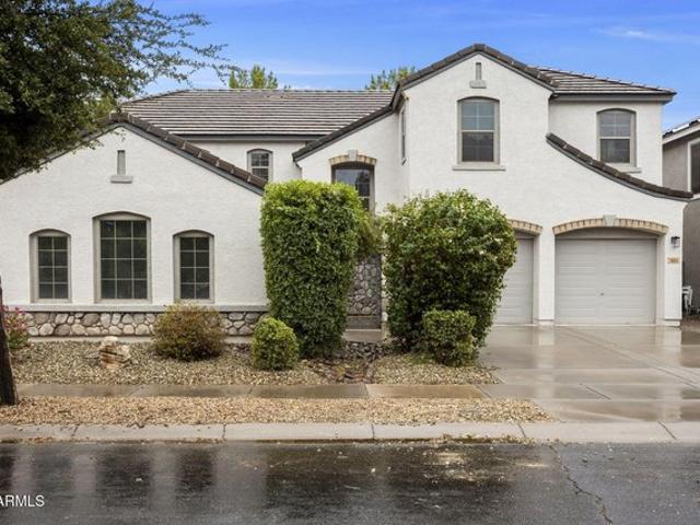 House for sale in Gilbert, Arizona