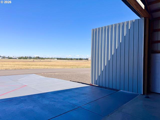 Commercial for sale in Oregonia