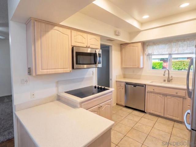 Condo for sale in Oceanside, San Diego County