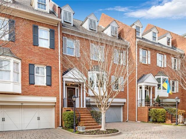 Townhouse for sale in Atlanta, Georgia