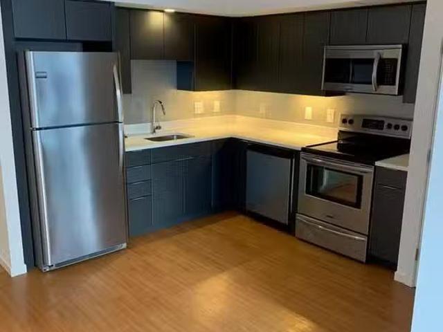 Condo for rent in Brighton